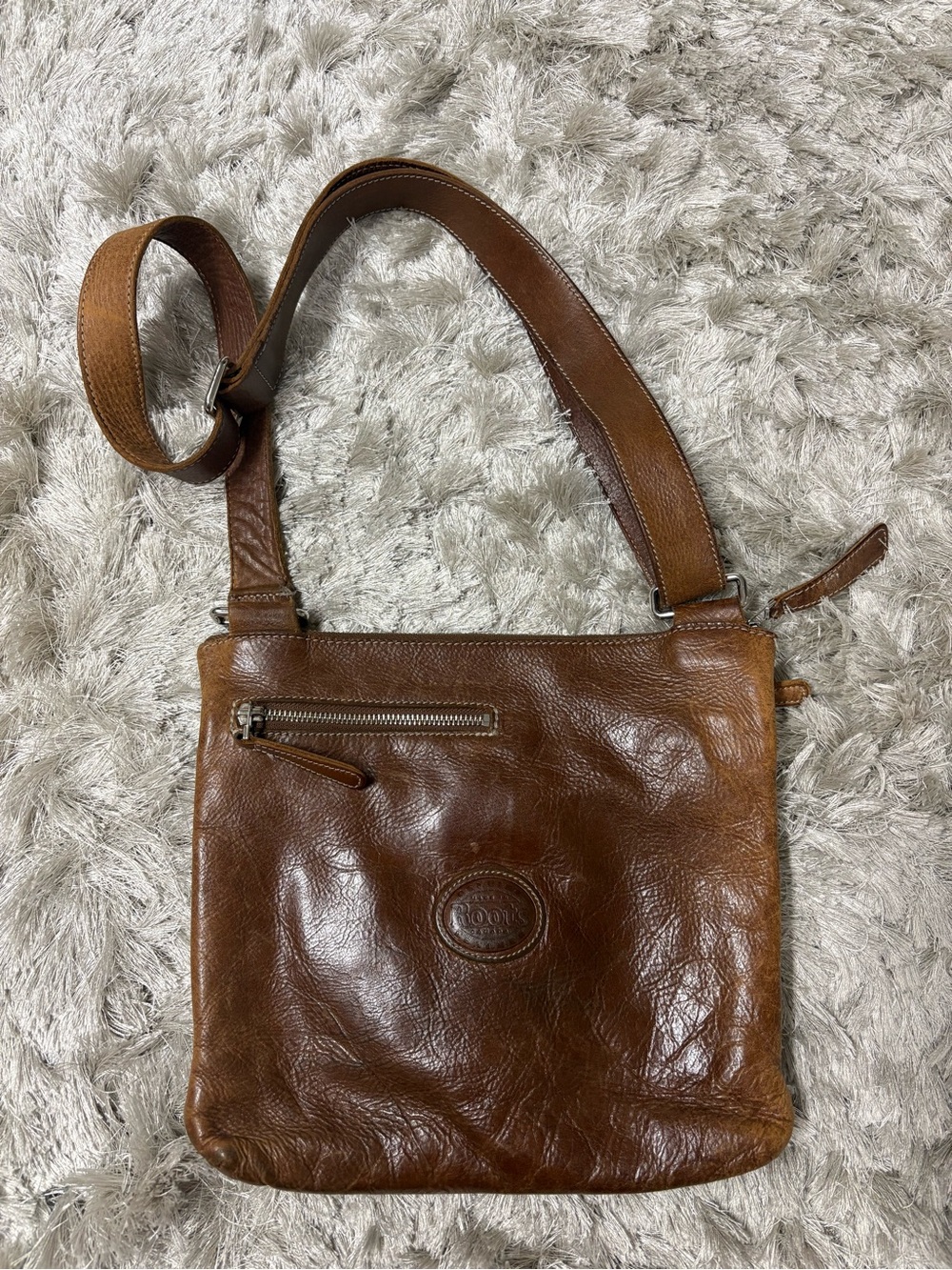 Vintage Roots Brown Leather Messenger Crossbody Bag